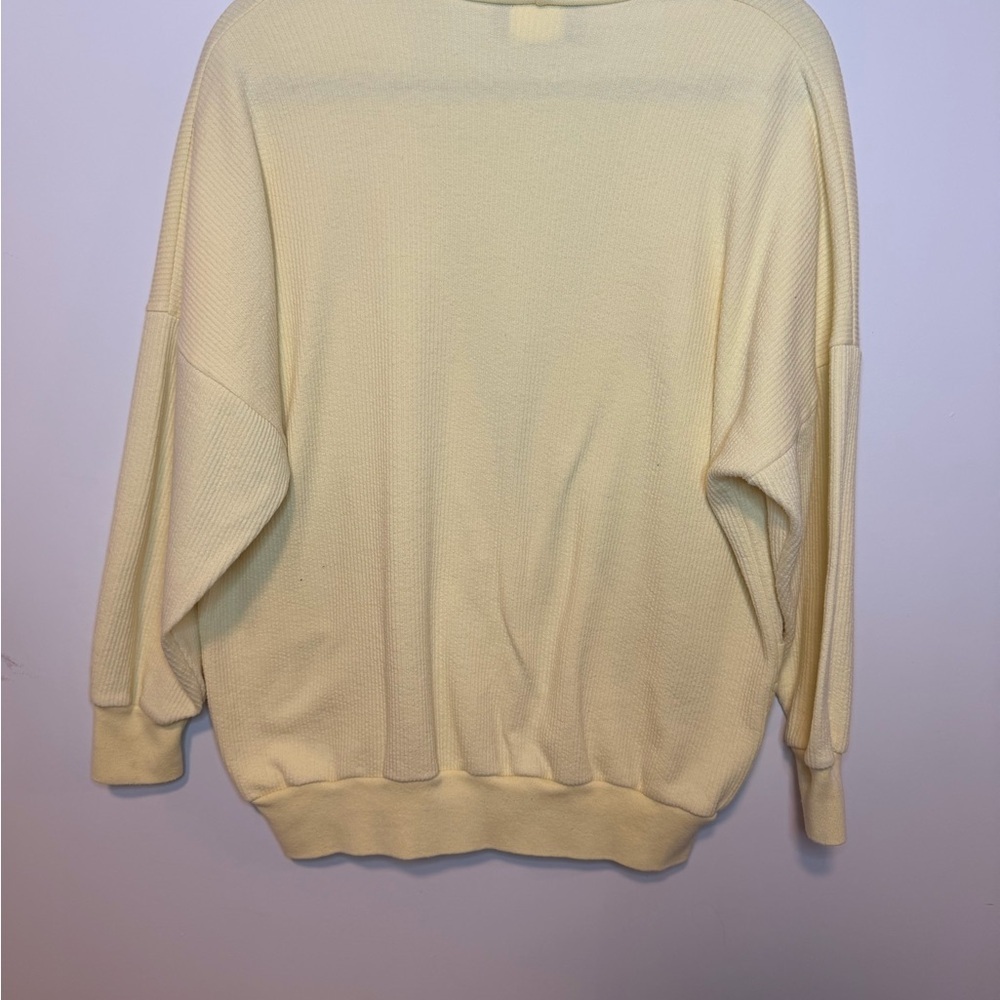 ⭐ Vintage Cream Slouchy Button-Up Cardigan – Size 36 (P2P 26”) - Picture 3 of 4